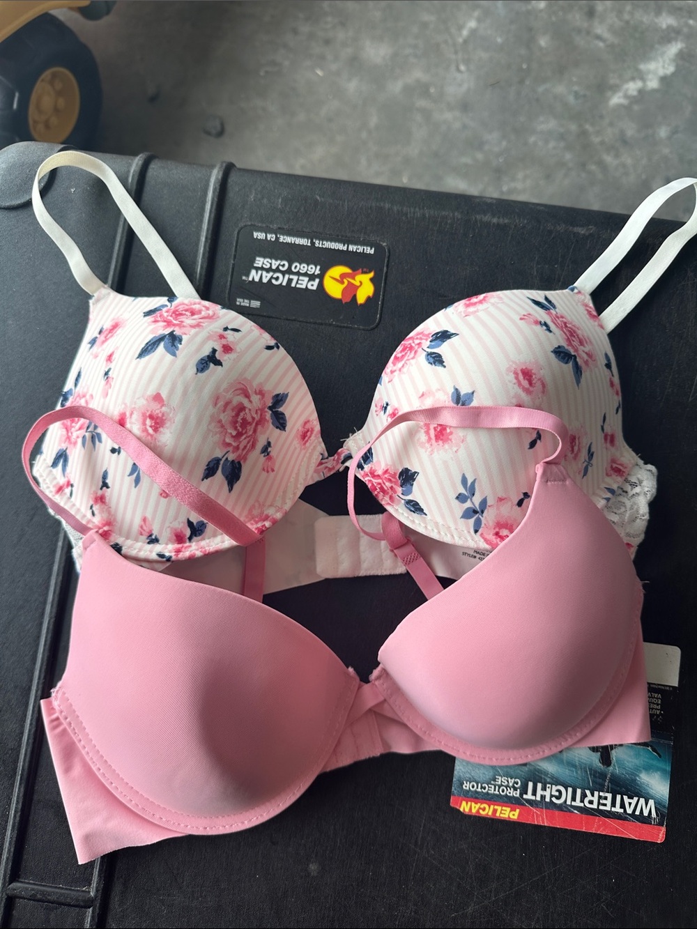 2 pack Laura Ashley size 34 C bras